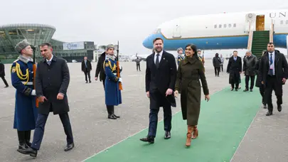 ABD Başkan Yardımcısı Vance, Azerbaycan'da