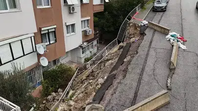 İzmir’in Buca ilçesinde istinat duvarı çöktü : Apartman sakinleri çözüm bekliyor
