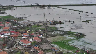 Tunca ve Meriç nehirleri tarım arazilerini sular altında bıraktı
