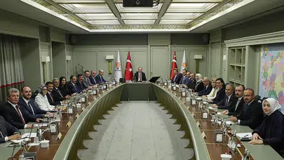 Cumhurbaşkanı Erdoğan başkanlığında AK Parti MYK toplantısı başladı