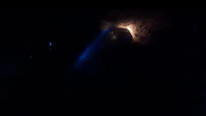 Diyarbakır'da kaza : Otomobil uçuruma düştü