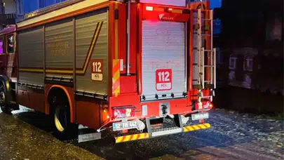 Ordu Ünye’de yangın : Marangoz atölyesi ve ahır küle döndü