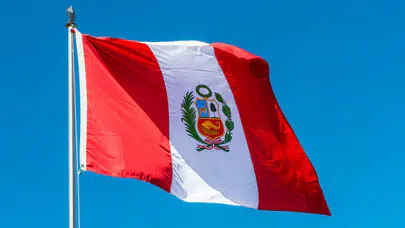 Peru'da pazar günü düşen helikopterde 7'si çocuk 15 kişi öldü