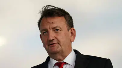 Nottingham Forest Kulübü Başkanı Nicholas Randall KC ve Sahibi Evangelos Marinakis Kimdir?