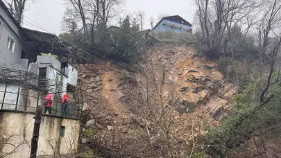 Zonguldak'ta heyelan : 3 ev ve 1 iş yeri incelendi