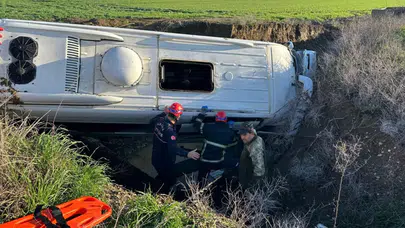 Adana'da öğrenci servisi dereye uçtu