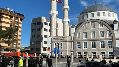 Cumhurbaşkanı Erdoğan cuma namazını Ataşehir'de kıldı