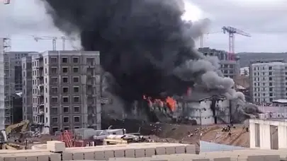 Tuzla'da işçi konteynerinde yangın