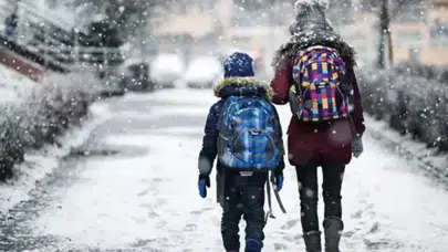 Kırklareli'de eğitime 1 gün ara verildi