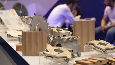 Almanya'da makine sektörü düşüşte : 22 bin kişi işsiz kaldı