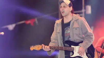 Duman grubunun solisti Kaan Tangöze 11 yıl sonra yeni mont aldı