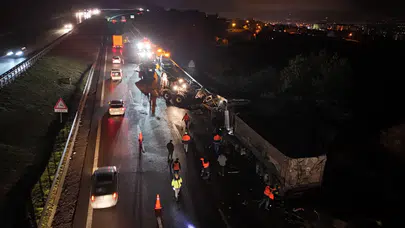 TEM Otoyolu'nda tır ve kamyon çarpıştı : 1 kişi yaralandı