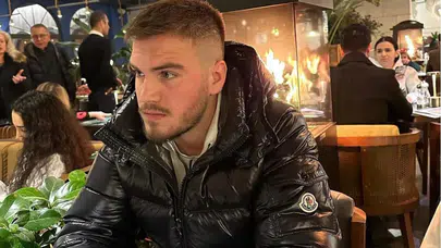 Karşıyaka'da elektrik direğine çarpan motosikletli genç hayatını kaybetti