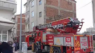 Elazığ'da bir evde yangın çıktı, itfaiye kısa sürede söndürdü