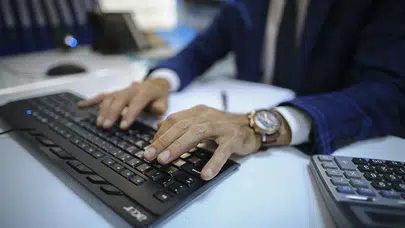 Genç yaşta milyarderler listesine adını yazdıran 12 iş insanı