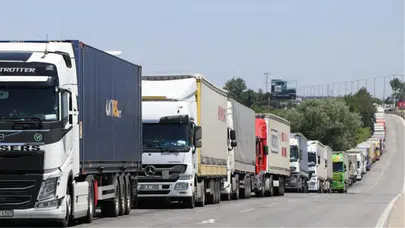 Uluslararası uyuşturucu ticaretine set çekildi : Tekerlekten 22,5 kilogram çıktı