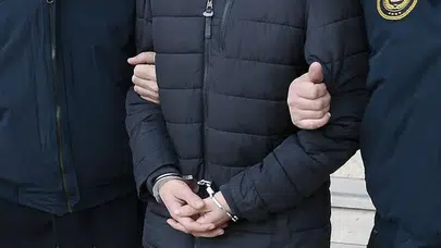 Adana'da sahte kimlik operasyonu : 12 kişi tutuklandı