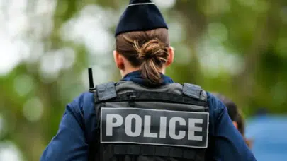 Anneleri işte olan 3 küçük çocuk, palalı saldırgan tarafından öldürüldü