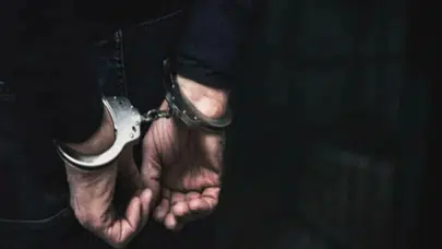 Hakkari'de 12 yıldır aranan şahıs Van'da yakalandı