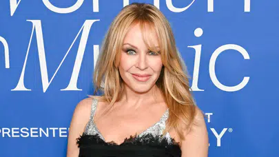 Kylie Minogue kimdir, kaç yaşında ve nereli? Hadise ile arkadaş mı?