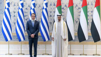 BAE Devlet Başkanı Bin Zayid, Yunanistan Başbakanı Miçotakis ile görüştü