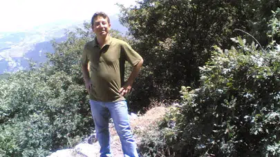 Manisa’da halı sahada kalp krizi geçiren öğretmen hayatını kaybetti