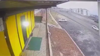 Diyarbakır'da otomobil kontrolden çıkıp takla attı : 1 kişi yaralandı