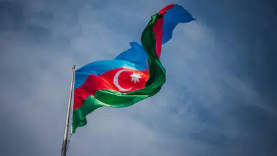 İran’ı terk edin, İsrail’e seyahat etmeyin!