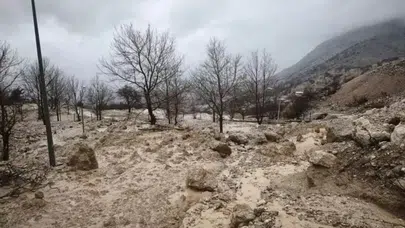 Adıyaman'da heyelan meydana geldi : 2 ev boşaltıldı