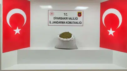 Diyarbakır'da uyuşturucu operasyonu : 38 kilo esrar ele geçirildi