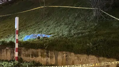 Bayrampaşa'da otoyol kenarında erkek cesedi bulundu