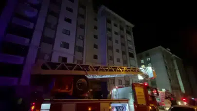 Hatay'da korkutan yangın : Tüp patladı, 13 kişi mahsur kaldı!