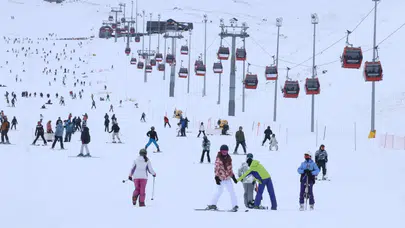 Kayseri Erciyes hafta sonu ziyaretçi akınına uğradı