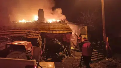 Balıkesir’de ev yangını : 1 kişi hayatını kaybetti