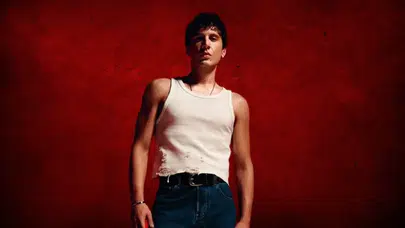 Şarkıcı Edis, uyuşturucu soruşturmasında gözaltına alındı!