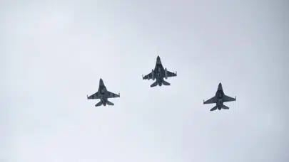 Ardahan'ın kurtuluş gününde nefes kesen Solo Türk performansı damga vurdu