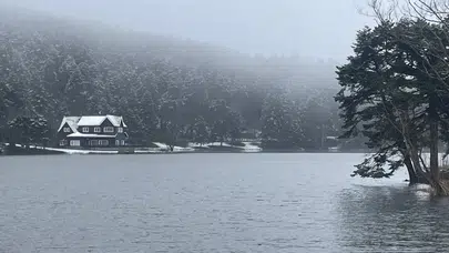 Bolu ve Kocaeli'de kar yağışı devam ediyor