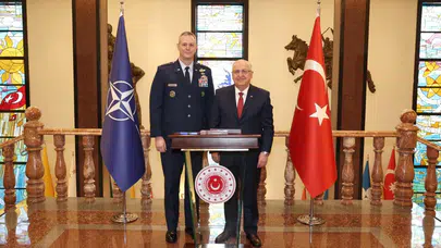 Bakan Güler, Avrupa Müttefik Kuvvetleri Yüksek Komutanı Grynkewich’i kabul etti
