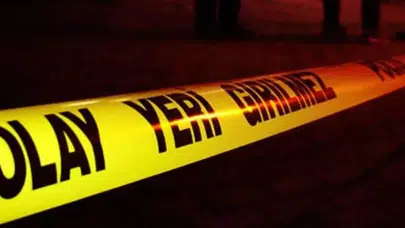 İstanbul Haliç Köprüsü'nde otomobil alev aldı