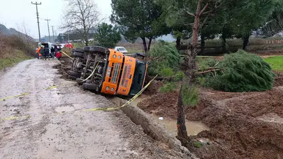 Balıkesir'de devrilen beton mikseri ağaçları yıktı : 22 yaşındaki işçi öldü