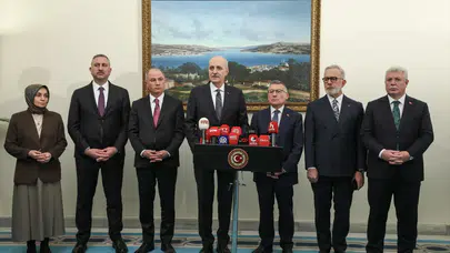 TBMM Başkanı Kurtulmuş, AK Parti grubunu ziyaret etti