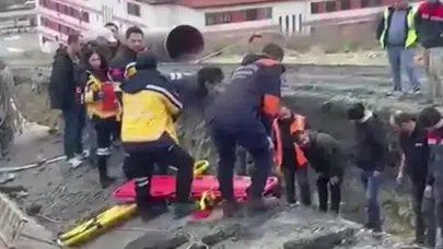 Başakşehir’de İSKİ'nin çalışması sırasında 1 işçi çukura düştü