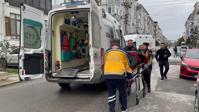 Edirne'de iki otomobil çarpıştı : 2 kişi yaralandı