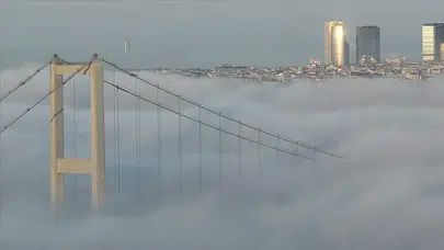 İstanbul'da sis etkisi : Görüş mesafesi düştü