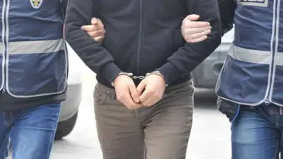 Adana'da yol verme tartışması : 2 zanlı tutuklandı