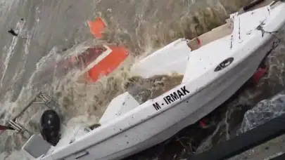 Gemlik’te lodos felaketi : Tekneler battı, kooperatiften yetkililere acil liman çağrısı!