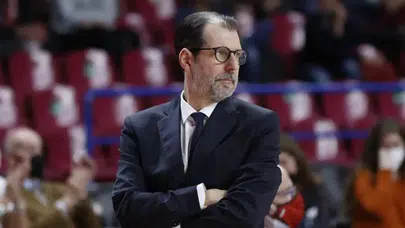 Andrea Mazzon Kimdir? A Milli Kadın Basketbol Takımı Başantrenörü Hakkında Bilgiler