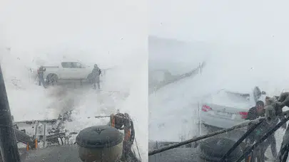 Hakkari'de zirvede mahsur kalan 10 kişilik aile kurtarıldı