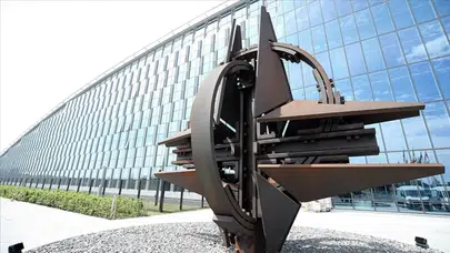 NATO'dan açıklama : Teyakkuz halindeyiz ve müttefik topraklarının her karışını savunmaya hazırız