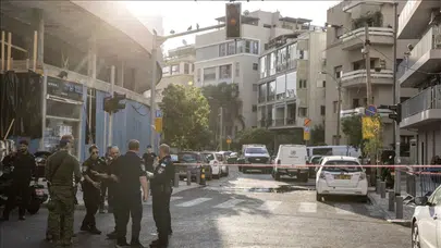 İran balistik füzesi Tel Aviv'i vurdu : 1 ölü 4 yaralı